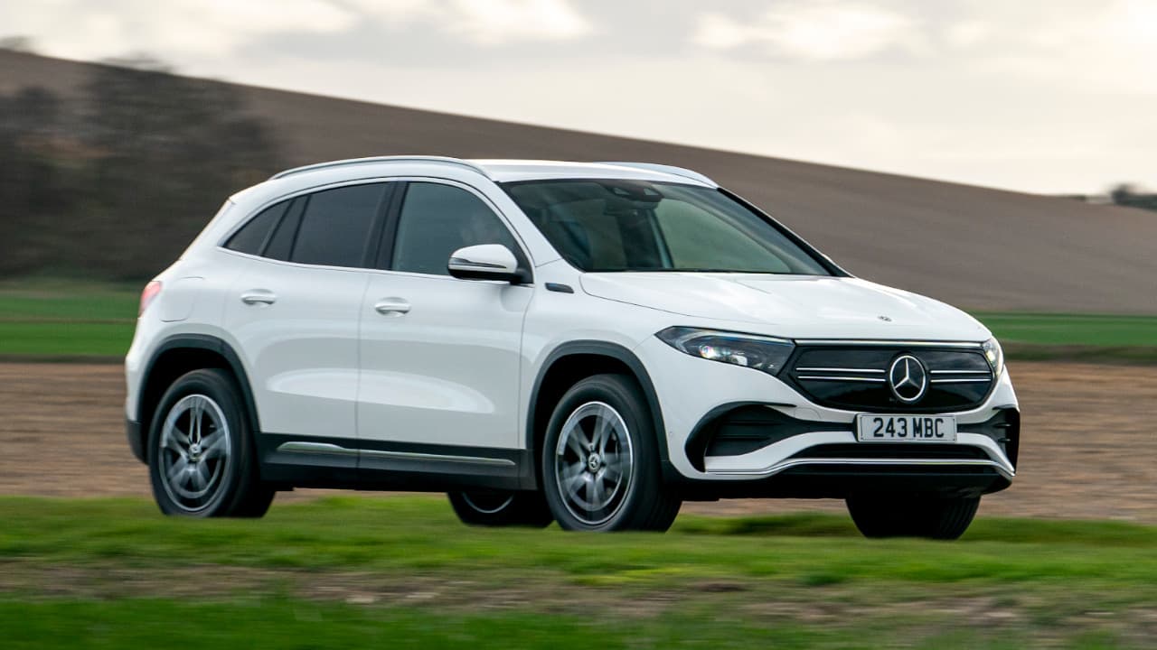 Mercedes-Benz EQA Driving