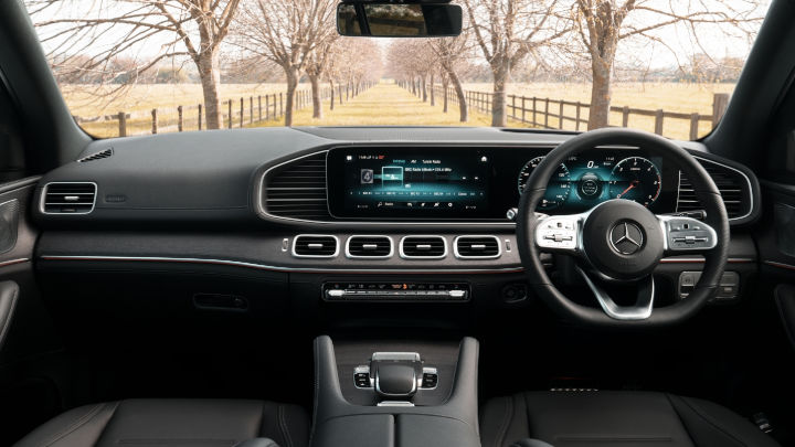 Used Mercedes-Benz GLE SUV Interior, Dashboard