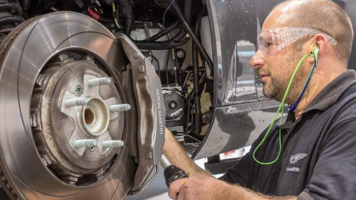 stratstone accident repair