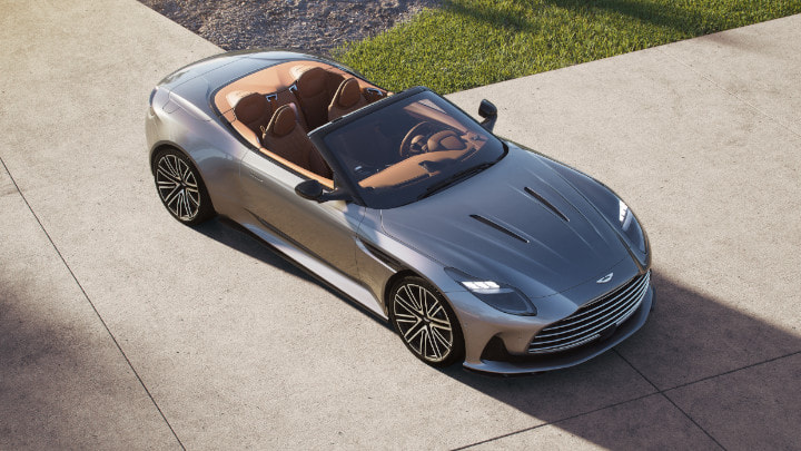 Aston Martin DB12 Volante