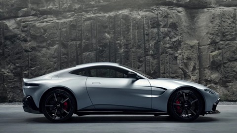 Aston Martin Vantage Side Profile