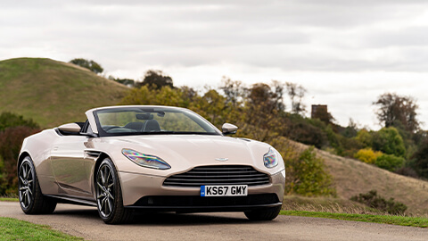Aston Martin DB11 Volante