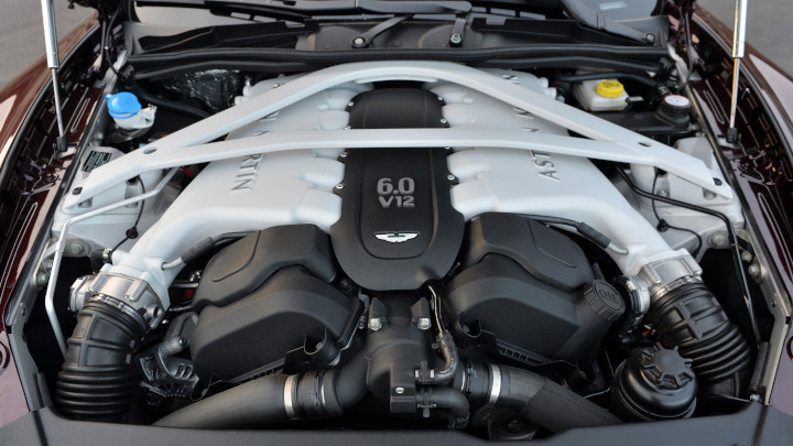 Aston Martin Rapide S Engine