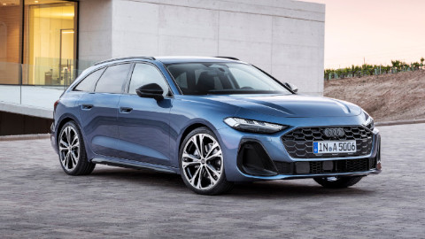 Audi A5 Avant Front Angle in Blue