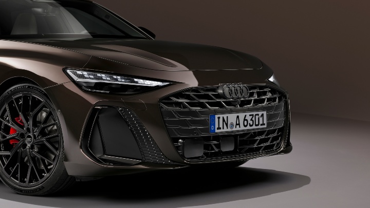 Audi A6 Avant front end close up