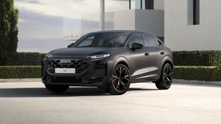 Black Audi Q3 Sportback Edition 1 trim