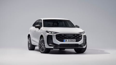 White Audi Q3 Sportback Front left angle