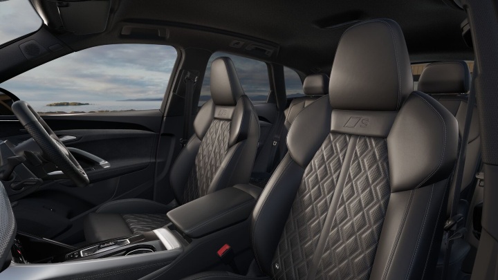 Audi SQ5 SUV Interior Front