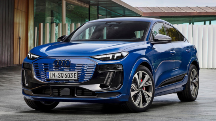 Audi SQ6 Sportback e-tron Static Front Angle in Blue