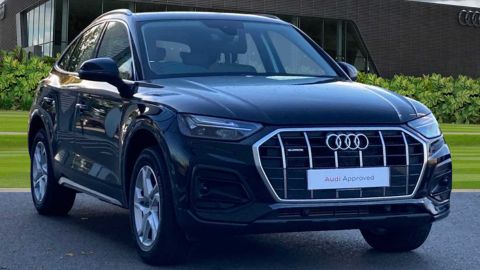 Black Audi Q5 Sport