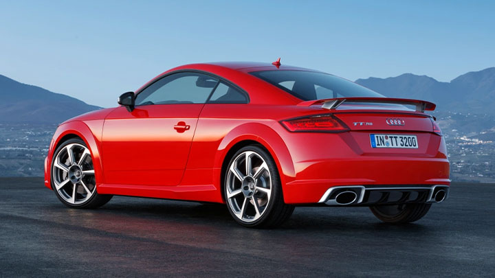 Audi TT RS in Red