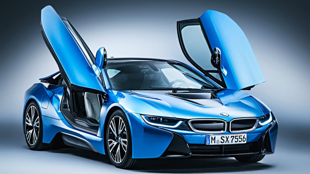 BMW i8 Front Angle