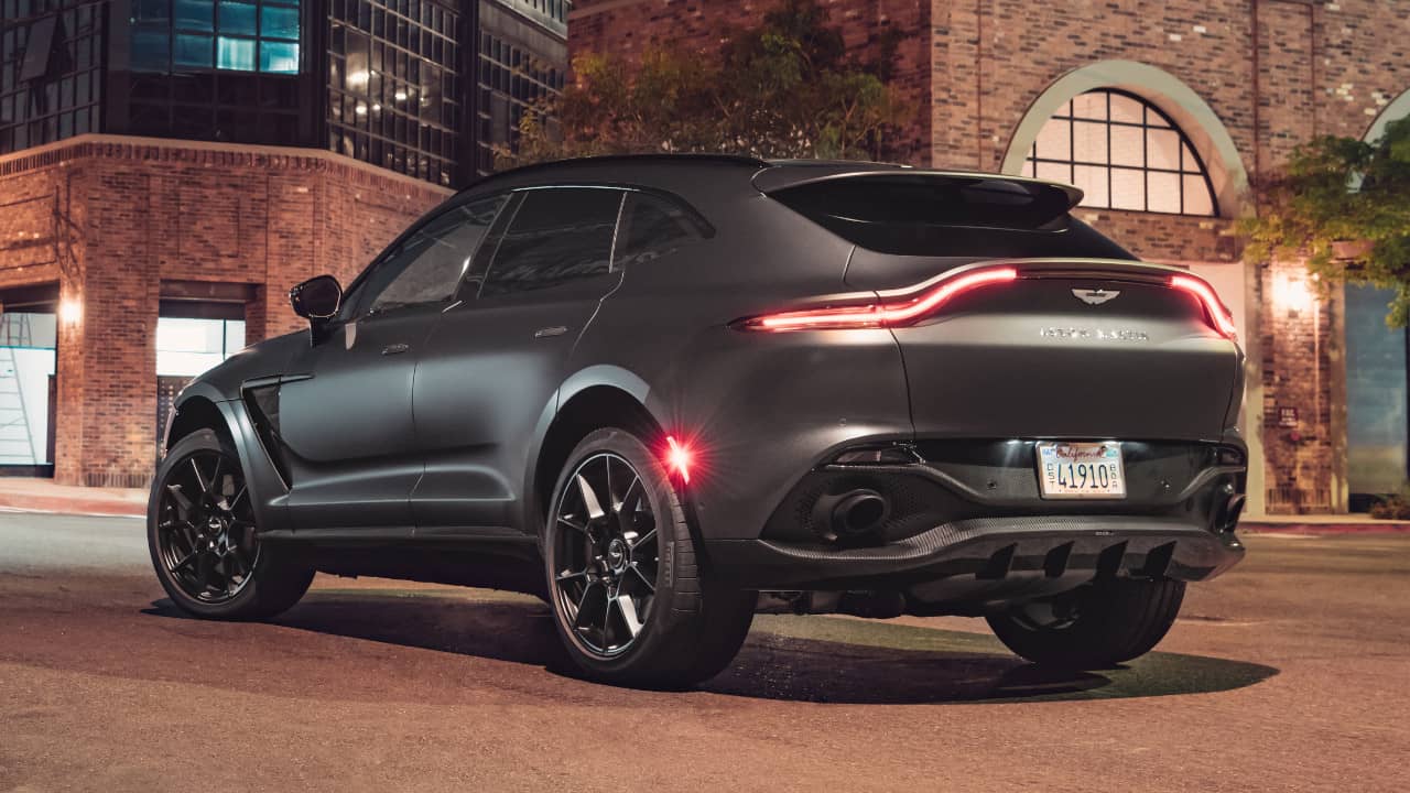 Aston Martin DBX