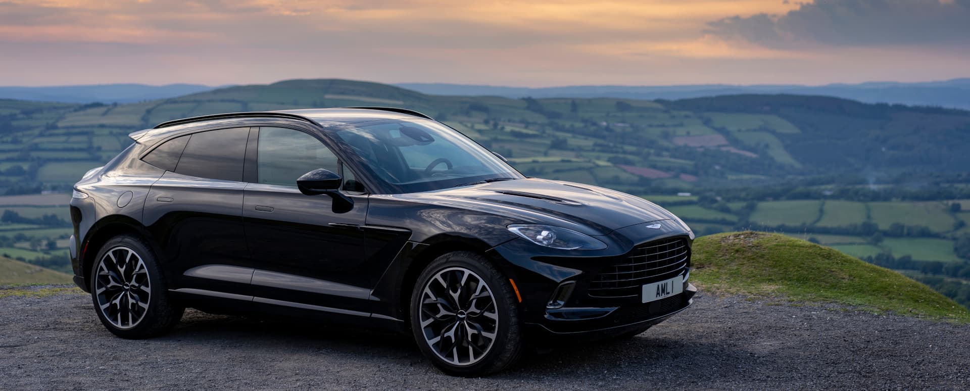 Aston Martin DBX