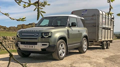 Land Rover Defender 90 Towing
