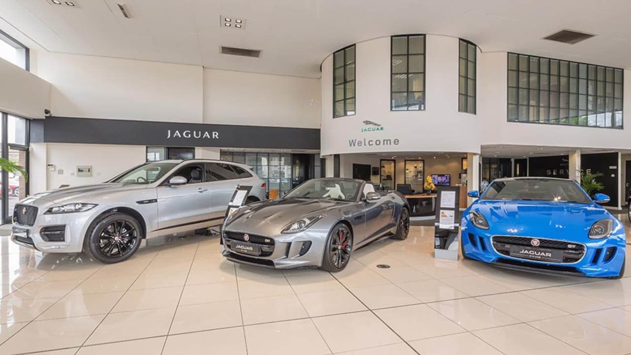 Stratstone Jaguar Showroom