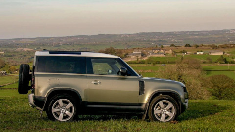 Land Rover Defender 90