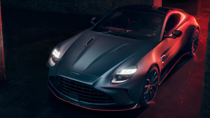 Aston Martin Vantage S