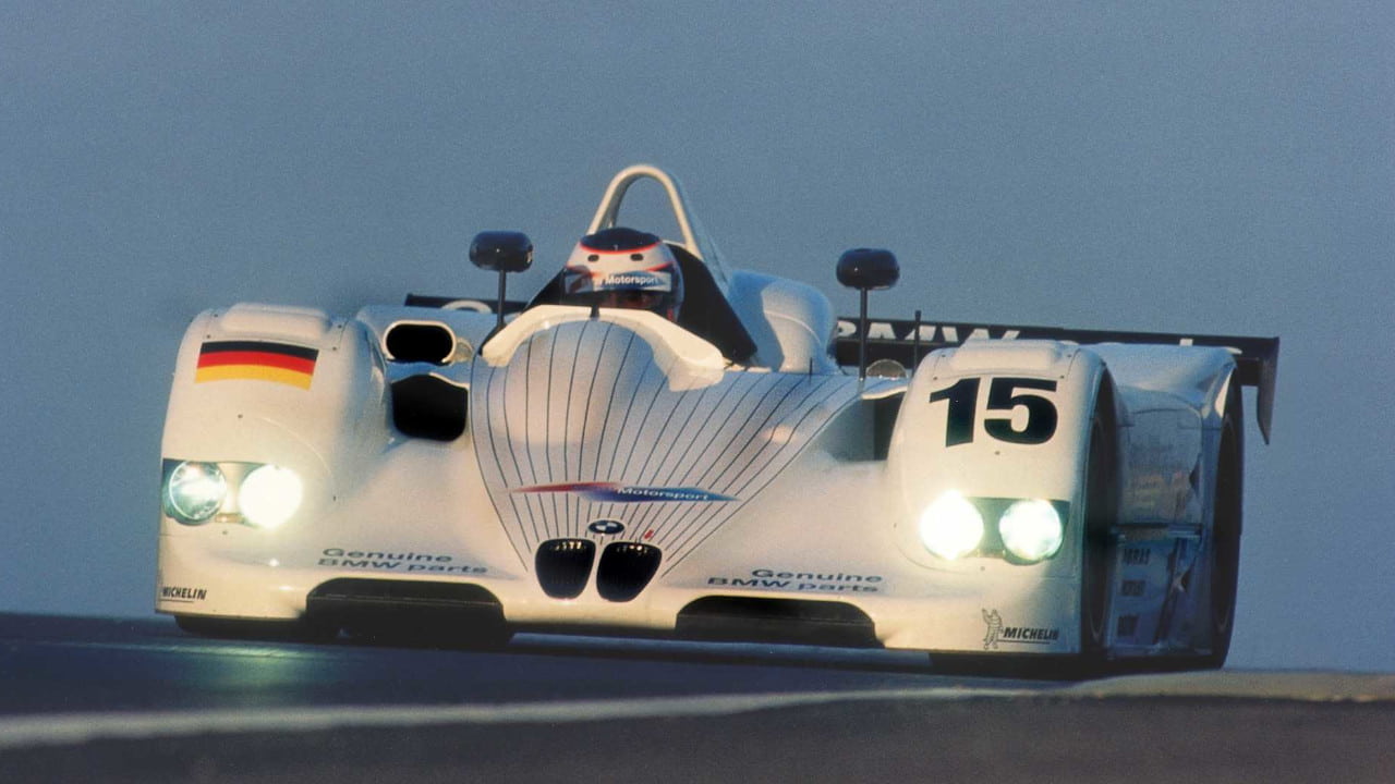 BMW V12 LMR Exterior Front Racing