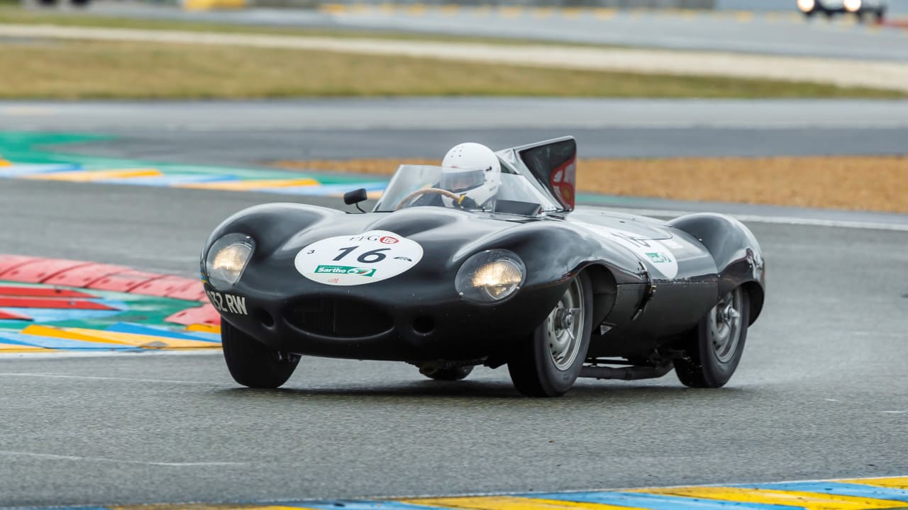 Jaguar D-type Exterior Front Racing