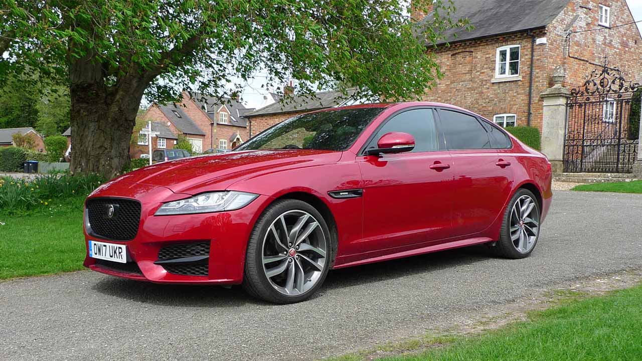 Red Jaguar XF R-Sport