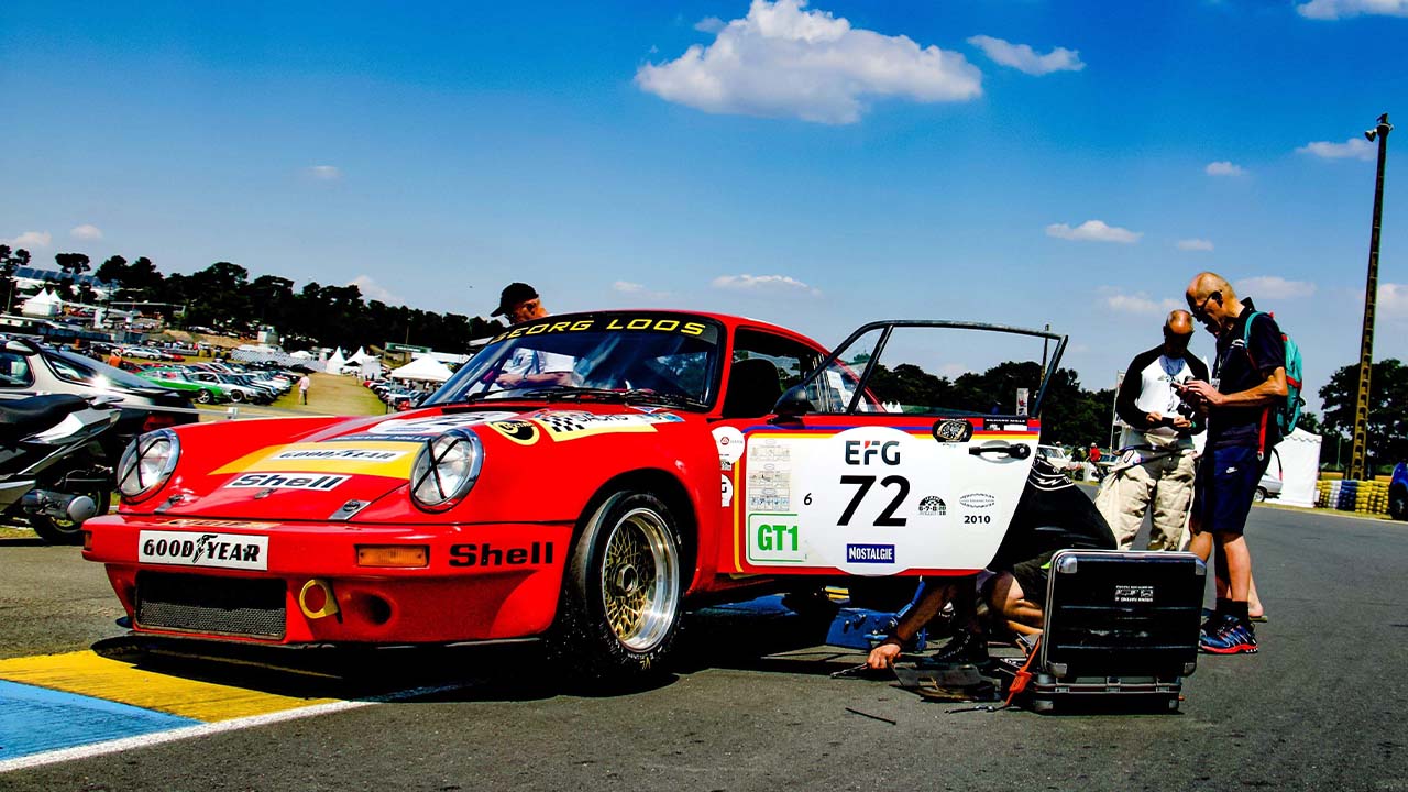 Red Porsche 911 at Le Mans Classic