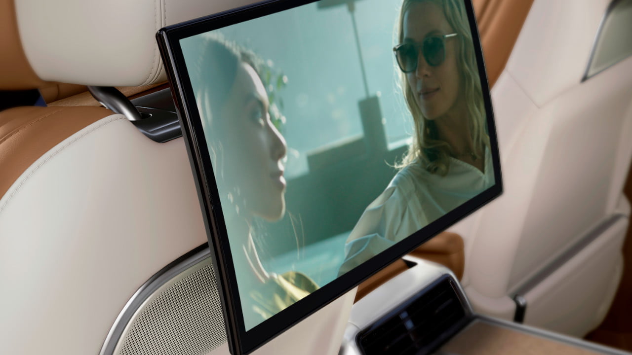 Land Rover Rear Entertainment