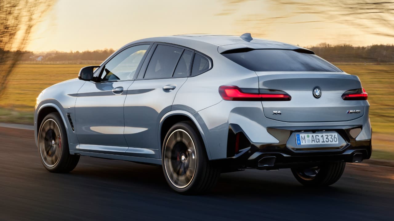 BMW X4 M40i Rear Driving