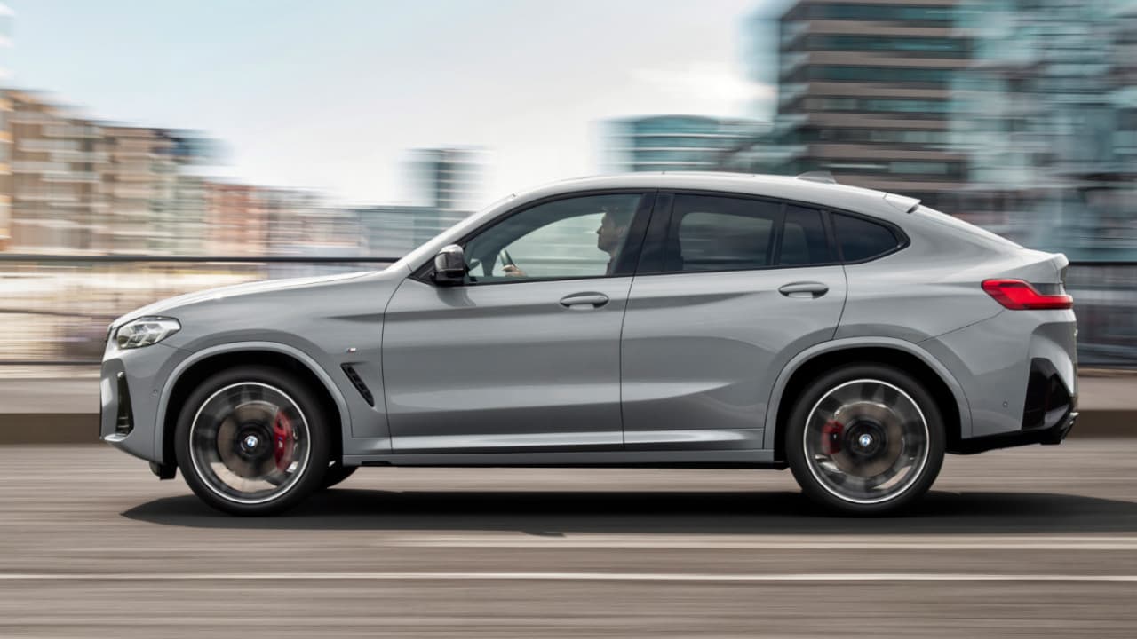 BMW X4 M40i Side Profile