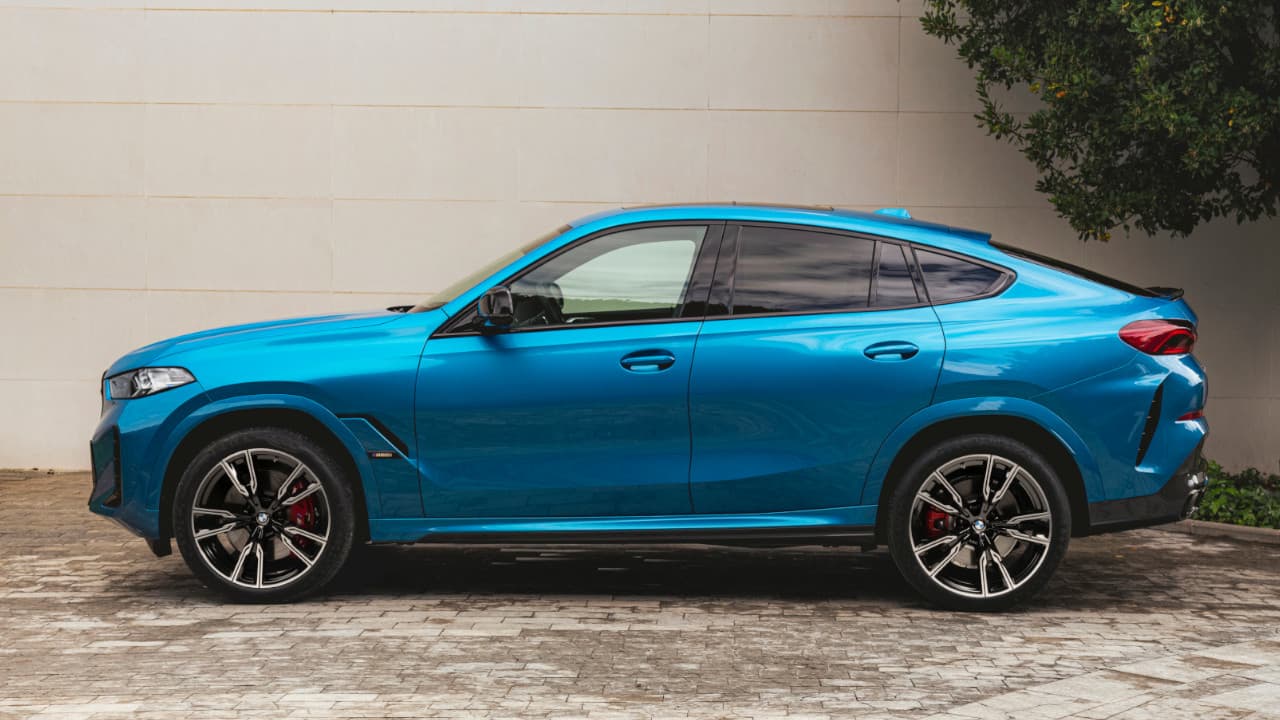 BMW X6 M60i Side Profile