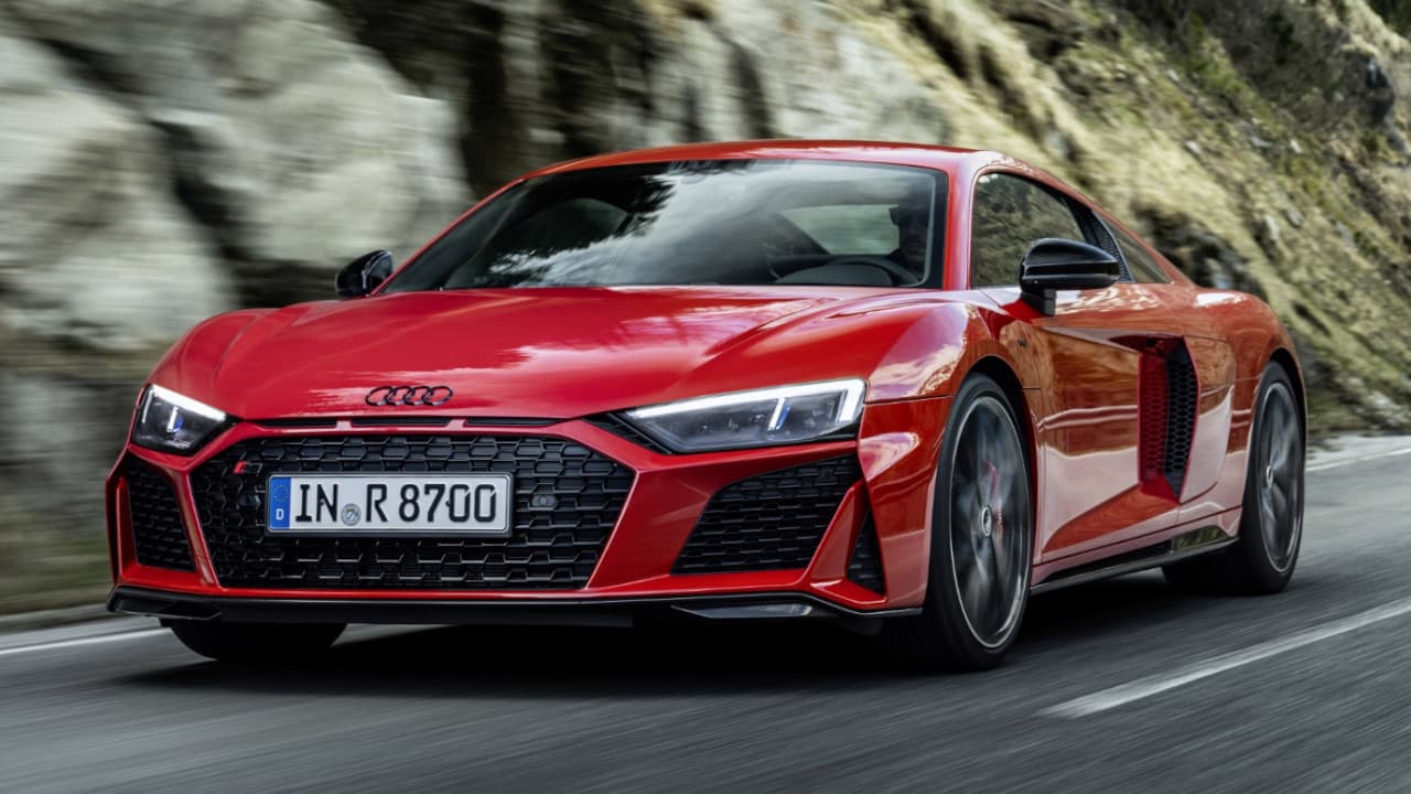 Audi R8 V10 RWD in Red 