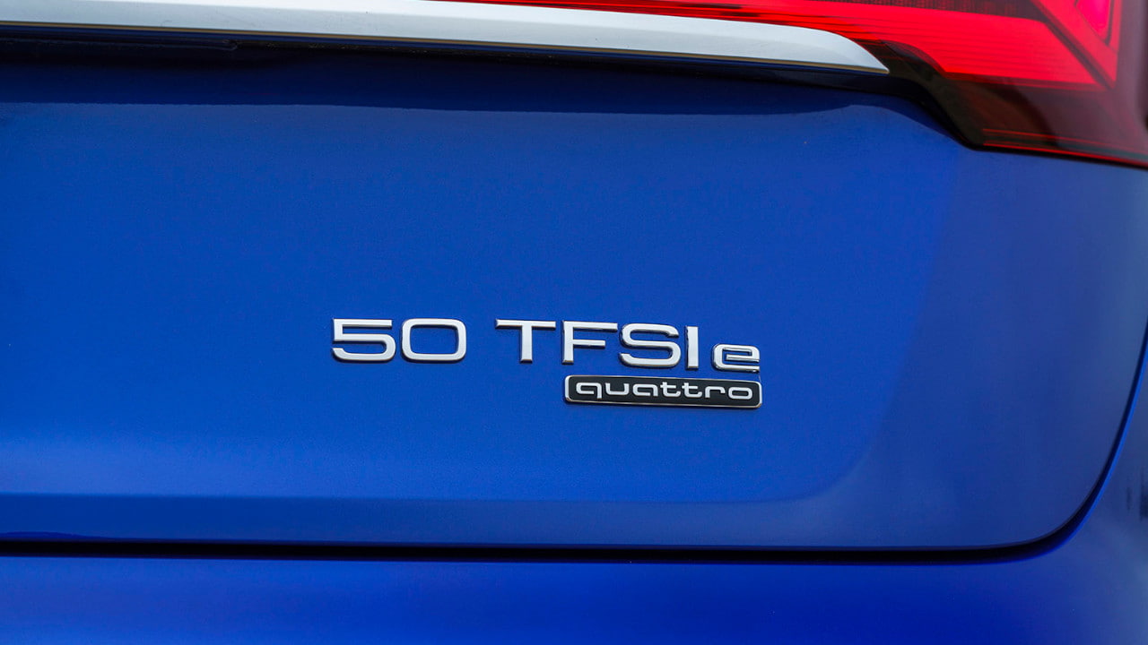 Audi 50 TFSI e Quattro Badge