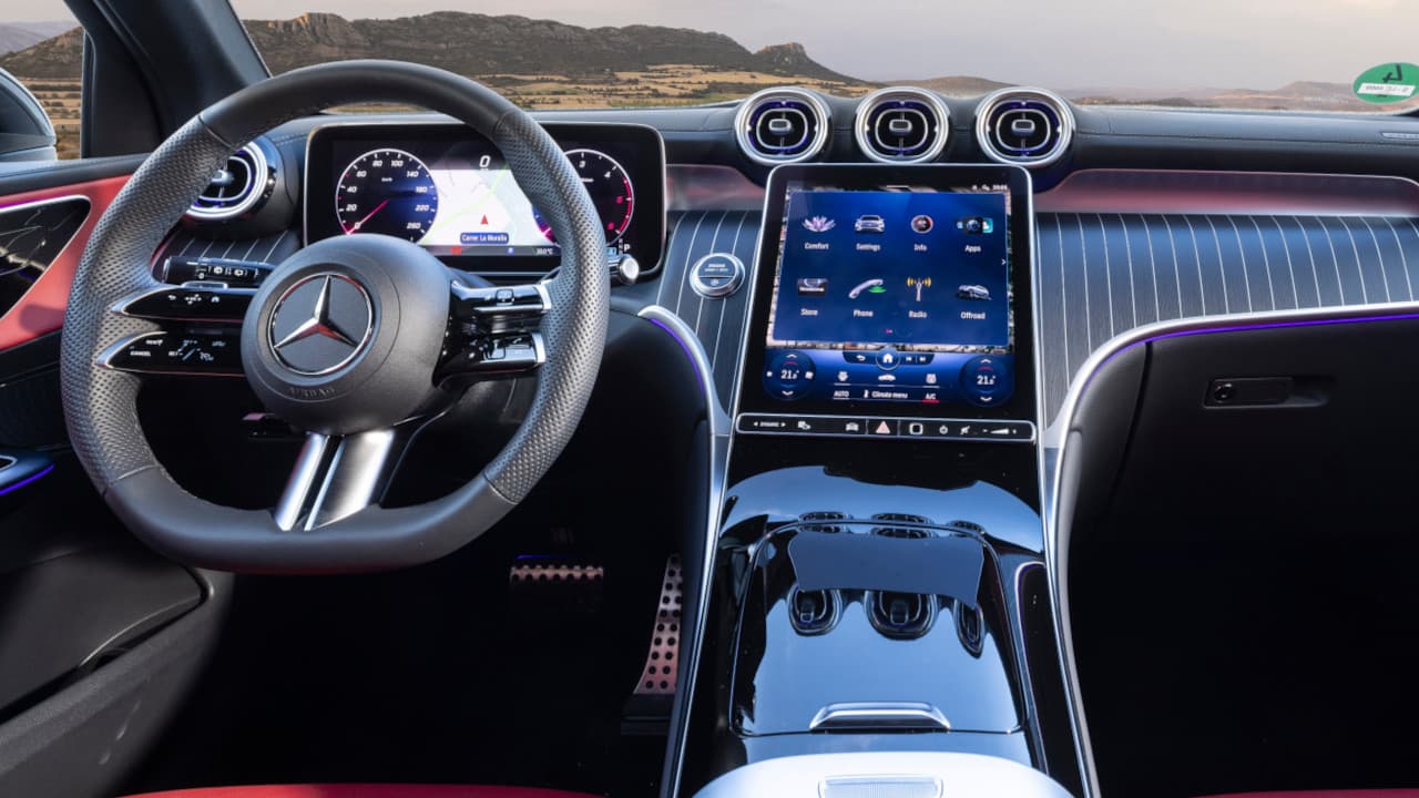 Mercedes-Benz GLC Interior