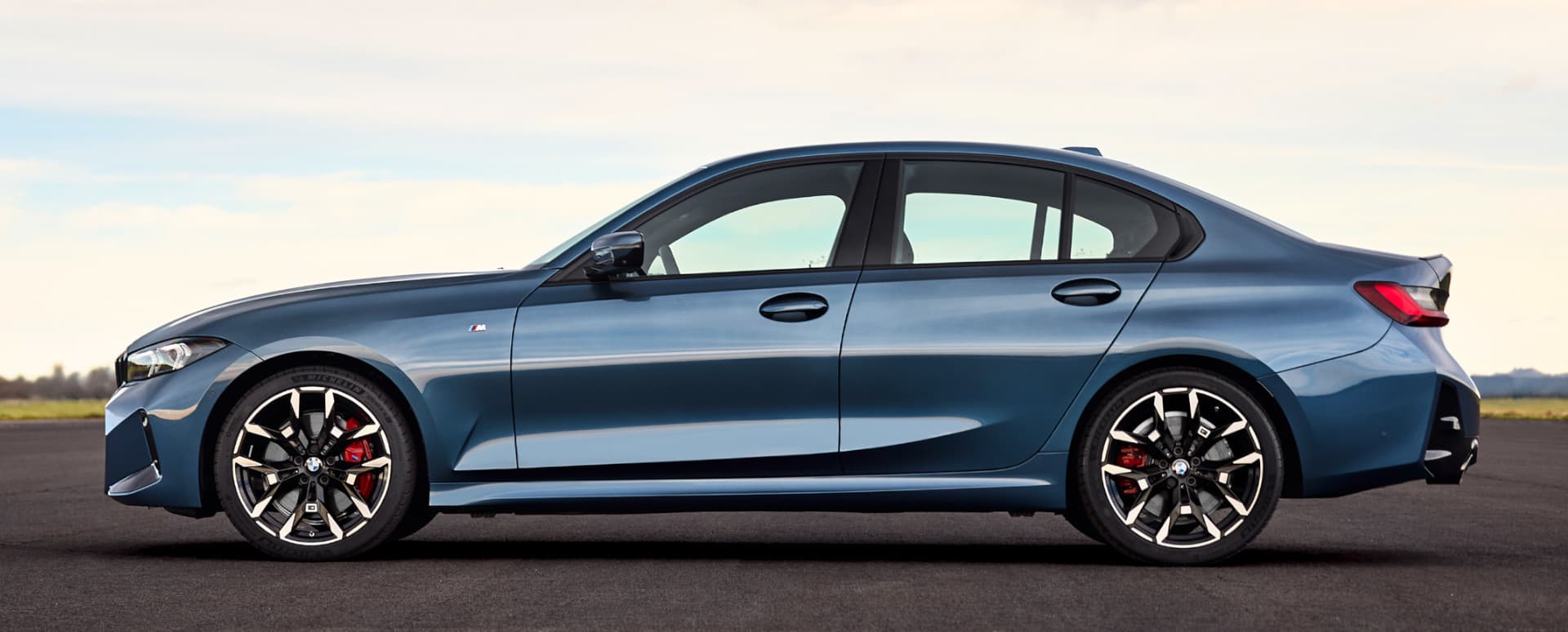 BMW 3 Series Saloon in Blue Side Profile