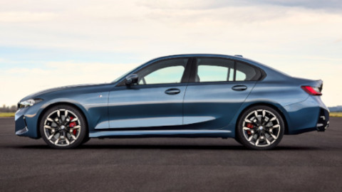 BMW 3 Series Saloon in Blue Side Profile