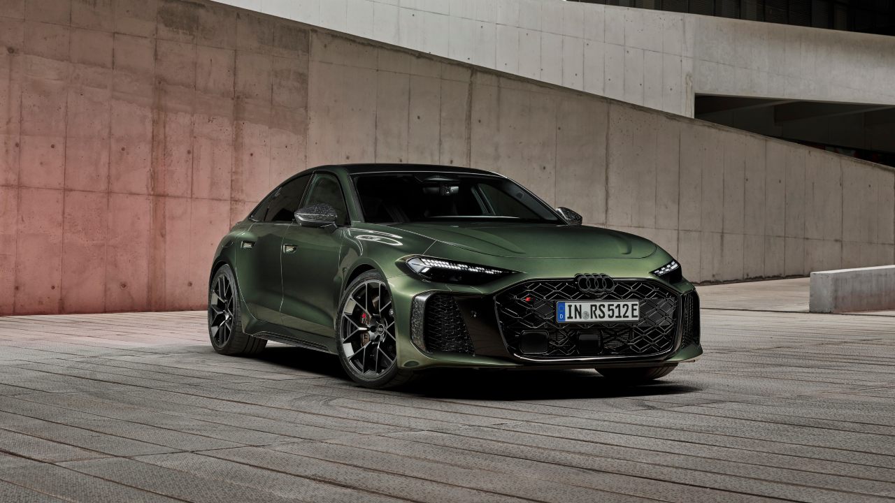 Audi RS5 front end green number plate
