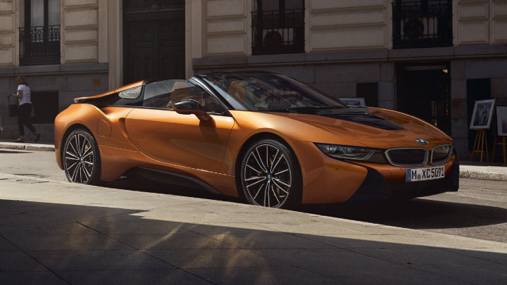 BMW i8 Roadster in orange.