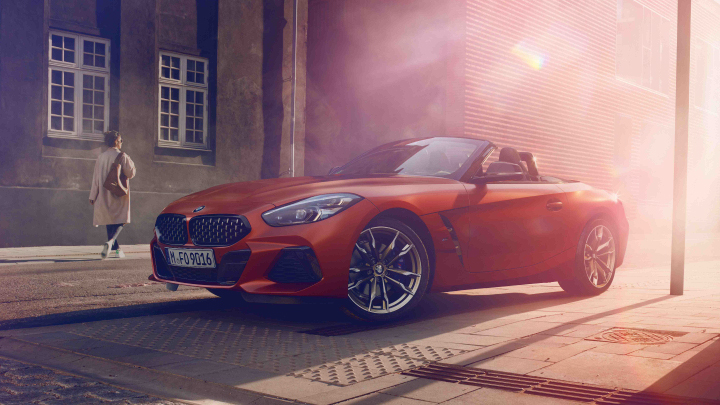 BMW Z4 in red.