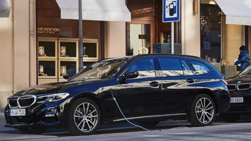 BMW 3 Series Touring Plug-in Hybrid Charging