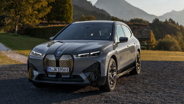 BMW iX M60 Front