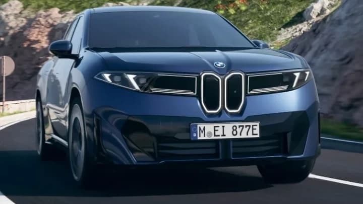 BMW iX3 Dynamic Driving Front