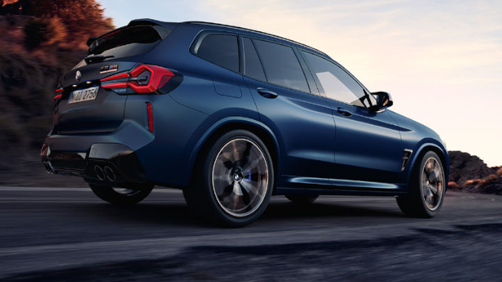 BMW X3 M Competition Driving, Rear
