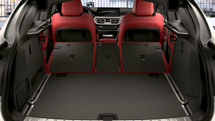 BMW X4, boot with rear seats folded down