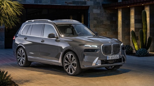BMW X7 Front