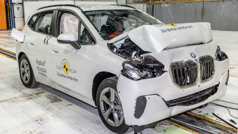BMW X1 Crash Test