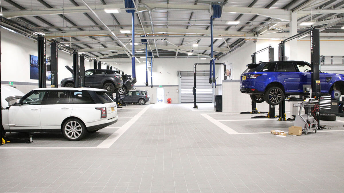 Jaguar Land Rover Servicing