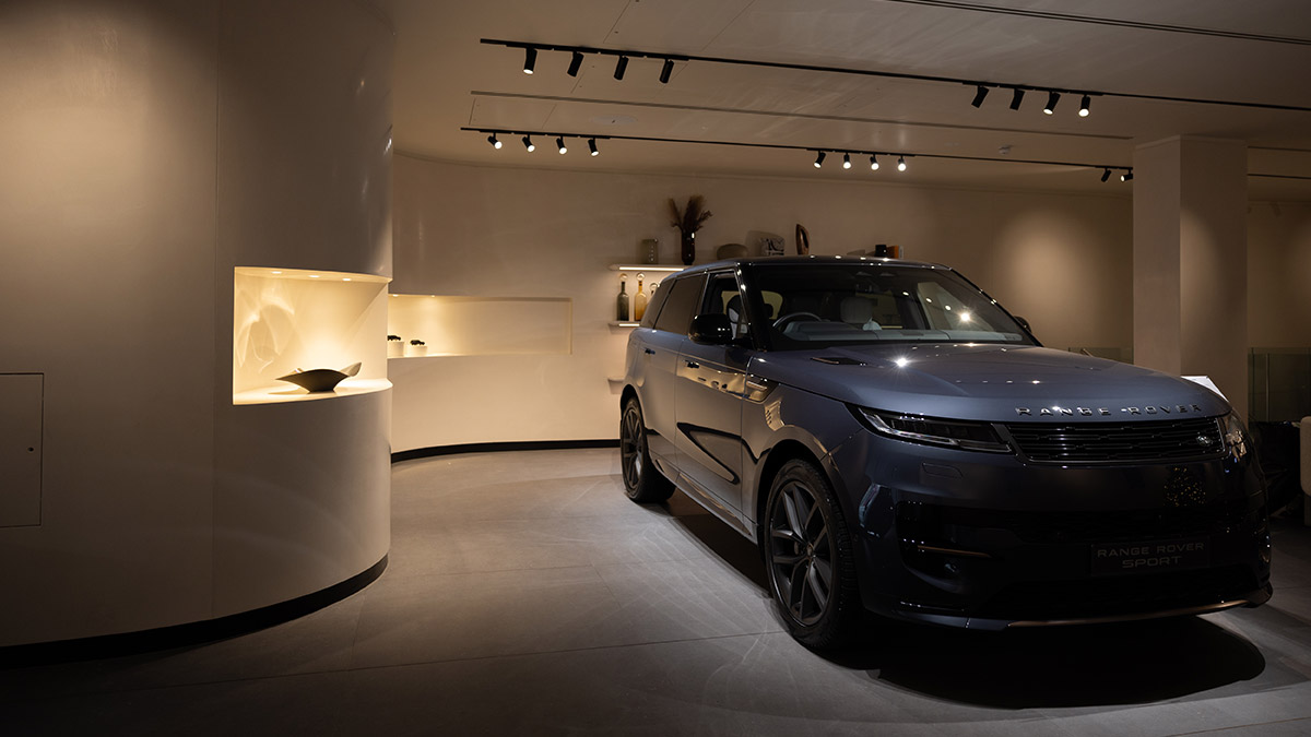 Land Rover Mayfair Dealership Interior