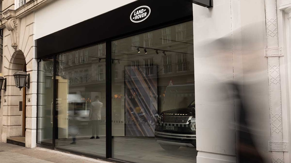 Stratstone Land Rover Mayfair, exterior shot