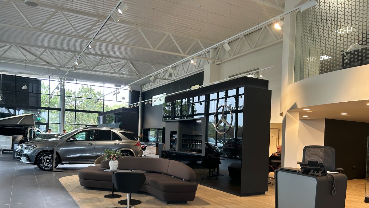 mercedes-benz of ayr interior showroom