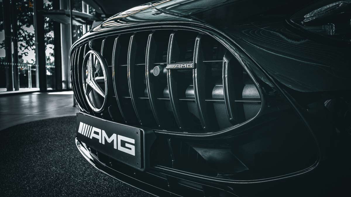 Mercedrs-Benz GT grille close up